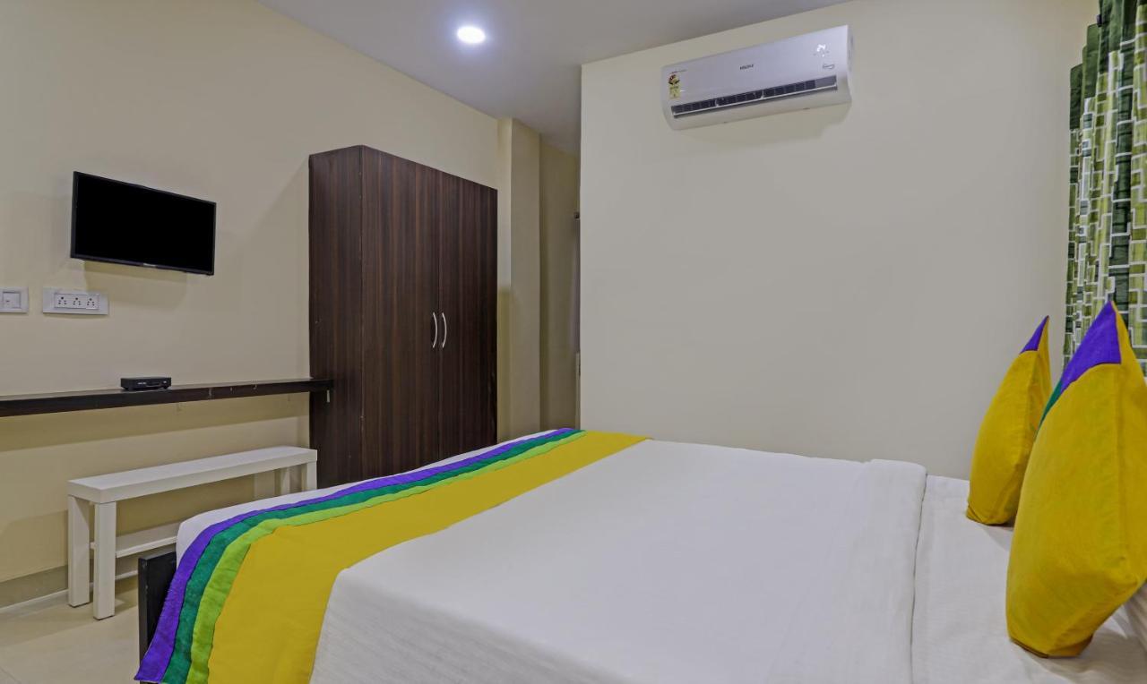 Treebo Trip Airport Pride Inn Хидерабад Екстериор снимка