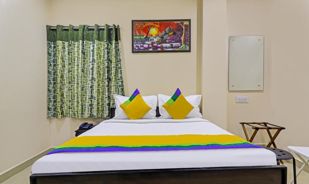 Treebo Trip Airport Pride Inn Хидерабад Екстериор снимка