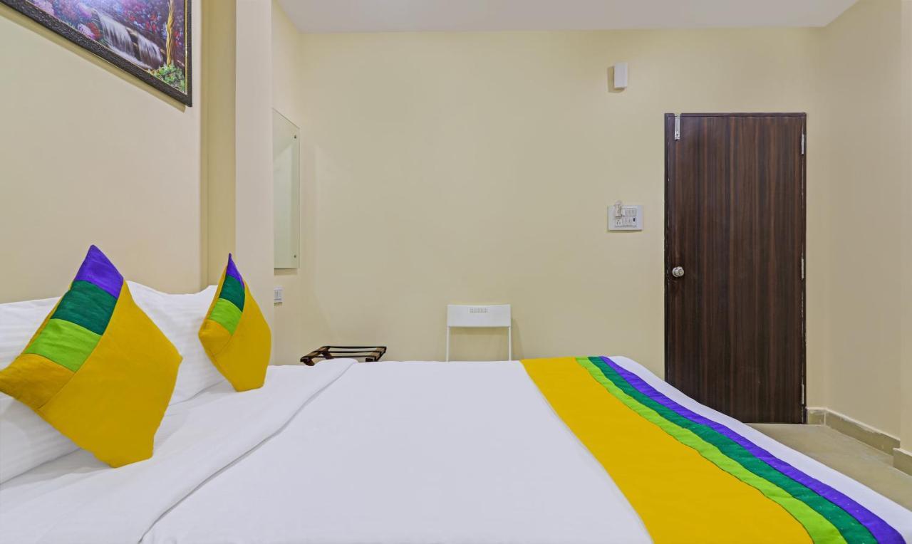 Treebo Trip Airport Pride Inn Хидерабад Екстериор снимка